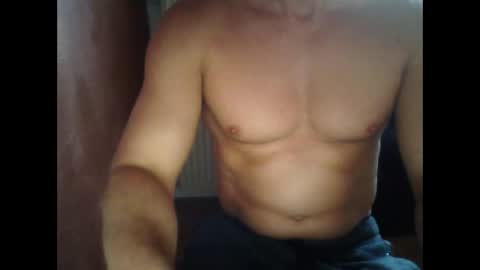 Snapshot of gymxxx_ chatting on 01.01.25 gymxxx_ online show from 01.01.25