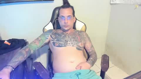 Snapshot of h0lysin chatting on 02.19.25 Alejandro 3 online show from 02.19.25