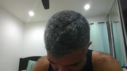 h0nest84 online show from 10.09.25