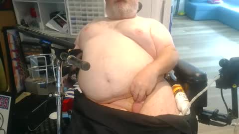 Snapshot of h20976 chatting on 04.22.26 h20976 online show from 04.22.26