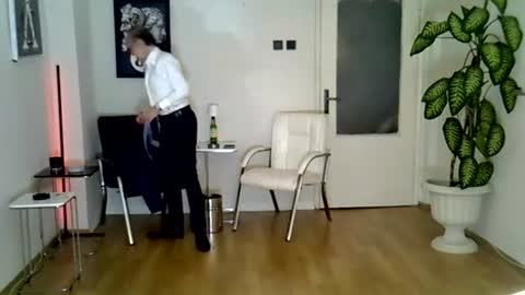Snapshot of h_blackwood chatting on 07.12.26 H. Blackwood online show from 07.12.26