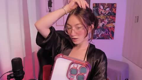 Snapshot of haanna_thompsoon chatting on 05.05.26 haanna_thompsoon online show from 05.05.26