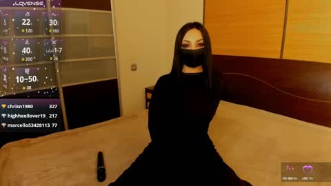 Linda online show from 12.26.24