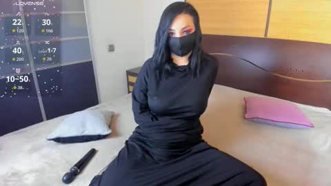 Linda online show from 09.14.25