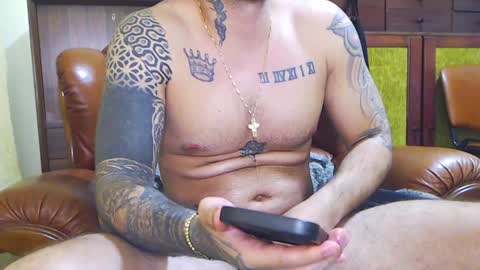 Snapshot of hades_carter chatting on 01.10.25 Hades online show from 01.10.25