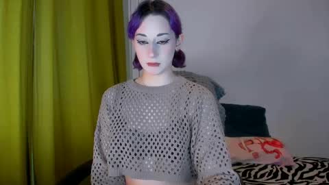 Snapshot of hadley_mills chatting on 05.29.26 hadley online show from 05.29.26