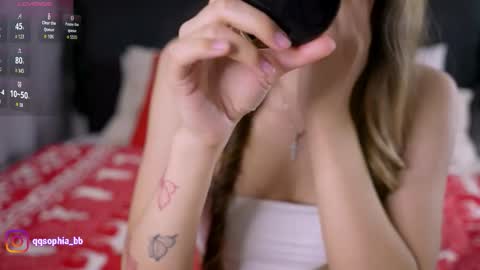 Hi Im Rebecca Glad to see you in my room  PVT is open online show from 12.20.25