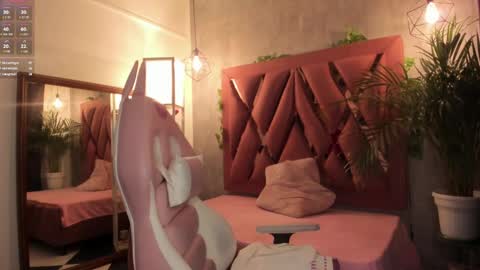 Haely online show from 01.05.25