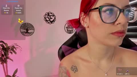 Hailee online show from 09.29.25