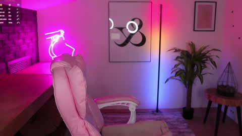 Hailey  Green online show from 02.02.25