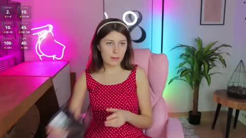 Hailey  Green online show from 02.10.25