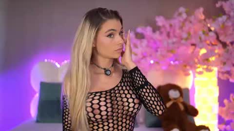 Hailey online show from 07.18.26