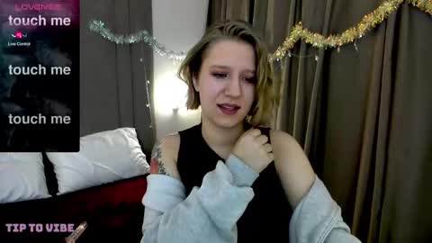 Hailey online show from 01.02.25