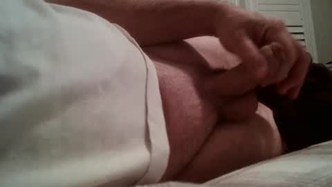 Snapshot of hailhail2 chatting on 10.21.25 share9 online show from 10.21.25