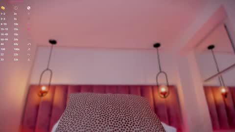 Snapshot of haily_b chatting on 10.20.25 Haily online show from 10.20.25