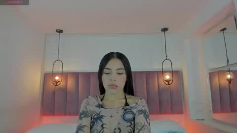 Snapshot of haily_b chatting on 11.02.25 Haily online show from 11.02.25