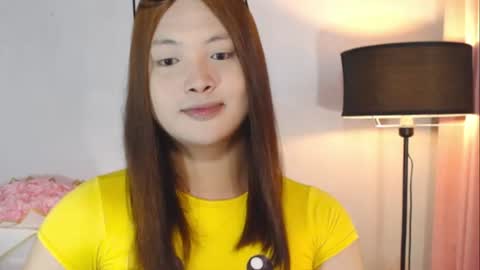 Snapshot of hailywilson chatting on 06.17.26 haily online show from 06.17.26