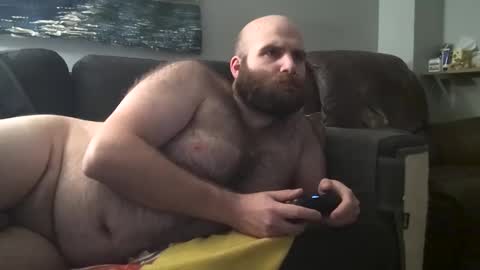 Hairiest Bear online show from 02.08.25