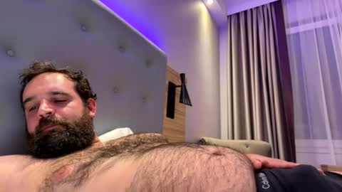 Snapshot of hairyandhorny__ chatting on 06.17.26 hairyandhorny__ online show from 06.17.26