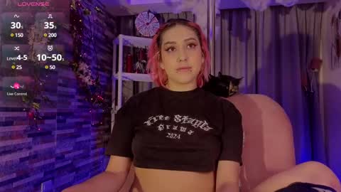 Snapshot of hairyandsexysalma chatting on 01.06.25 SALMA online show from 01.06.25