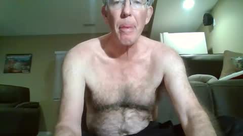 Snapshot of hairybater26 chatting on 02.25.25 Harry online show from 02.25.25