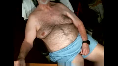 hairybear813 online show from 03.18.26