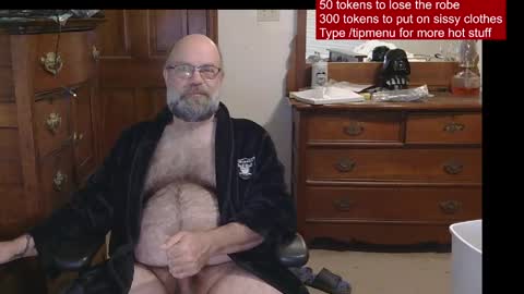 HairyDaddyBear69 online show from 04.14.26