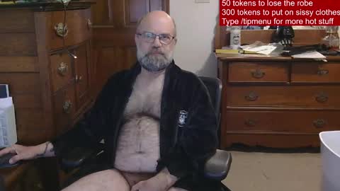 Snapshot of hairydaddybear69 chatting on 04.24.26 HairyDaddyBear69 online show from 04.24.26