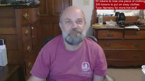 Snapshot of hairydaddybear69 chatting on 04.29.26 HairyDaddyBear69 online show from 04.29.26