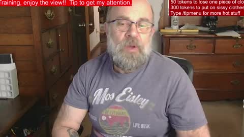 Snapshot of hairydaddybear69 chatting on 05.01.26 HairyDaddyBear69 online show from 05.01.26