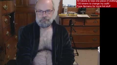 Snapshot of hairydaddybear69 chatting on 05.05.26 HairyDaddyBear69 online show from 05.05.26