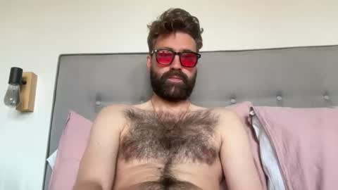 Snapshot of hairyhungbi69 chatting on 07.20.26 hairyhungbi69 online show from 07.20.26