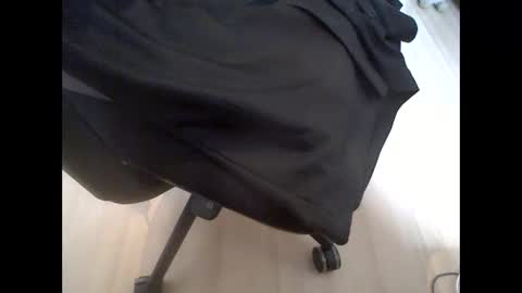 Snapshot of hairyman007 chatting on 01.08.25 hairyman007 online show from 01.08.25