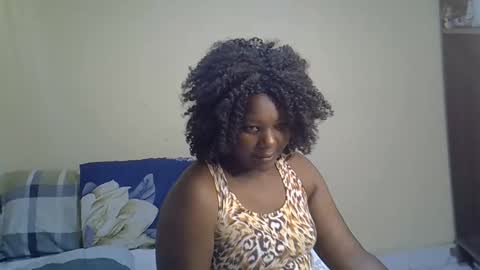 hairypussybigassy001 online show from 12.15.25