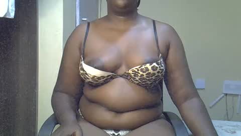 hairypussybigassy001 online show from 01.06.26