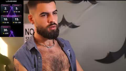Snapshot of hairyrobxxx chatting on 10.19.25 HairyRobXxX online show from 10.19.25