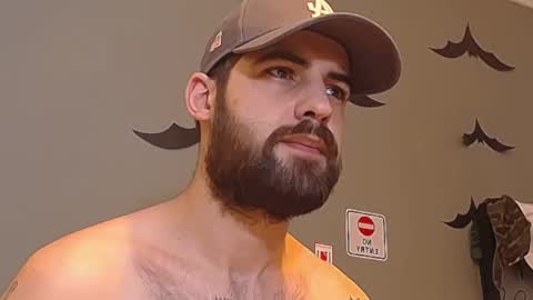 Snapshot of hairyrobxxx chatting on 02.11.26 HairyRobXxX online show from 02.11.26