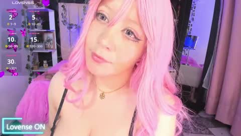 Snapshot of hairyybunny1811 chatting on 12.13.24 HELEN Open Pvt Instagram helen bunnny online show from 12.13.24