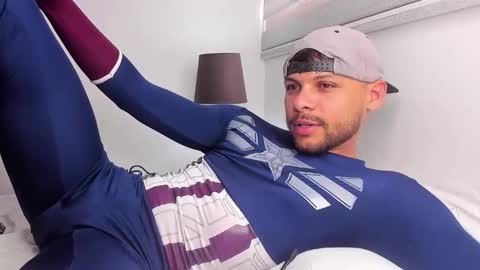 Independent       model  online show from 04.15.26