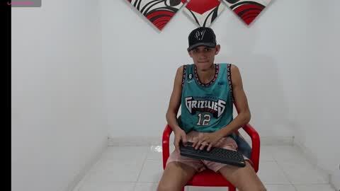 Snapshot of halan_demon chatting on 12.15.24 halan_demon online show from 12.15.24