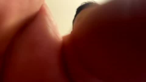 Snapshot of halebb chatting on 10.25.25 halebb online show from 10.25.25