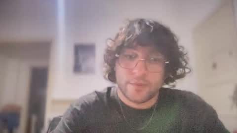 Snapshot of halfblood18 chatting on 04.05.26 halfblood18 online show from 04.05.26