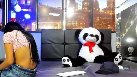 haliz_and_apolo online show from 12.13.24