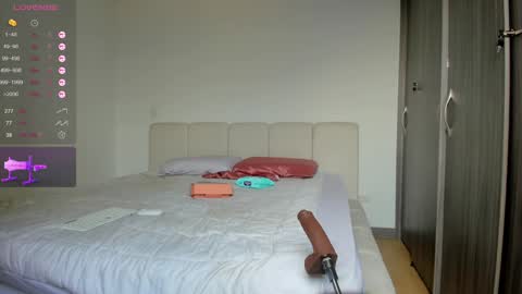 Snapshot of halliee chatting on 10.28.25 insta Laupalacio777Next stream 01th December online show from 10.28.25