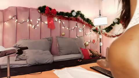  Hally Bans  online show from 12.29.24