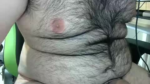 Snapshot of hammeer chatting on 12.20.24 hammeer online show from 12.20.24