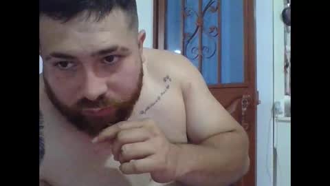 Snapshot of hammerwhithe01 chatting on 01.08.26 hammerwhithe01 online show from 01.08.26