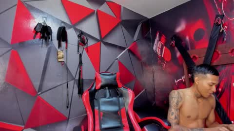 Hana and Zeta online show from 09.28.25