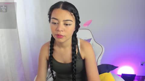 Hana Garcia online show from 10.30.25