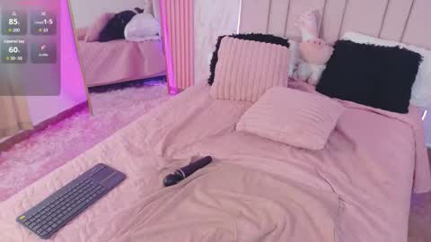 Hanna Rosse online show from 02.17.26